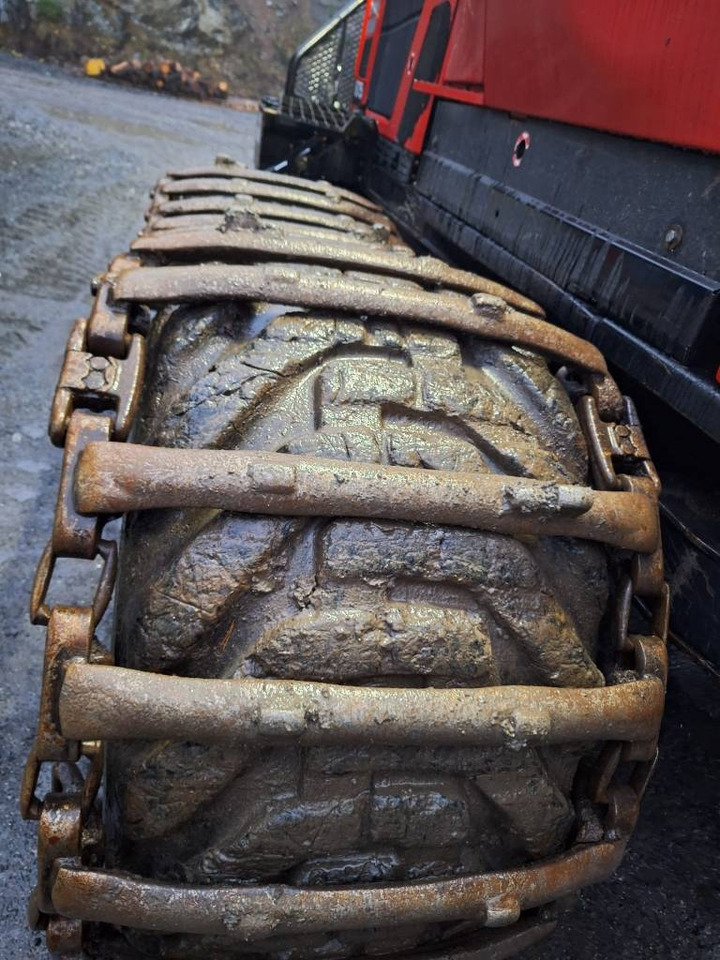 Forwarder Komatsu 875: picture 13 Forwarder Komatsu 875: picture 13