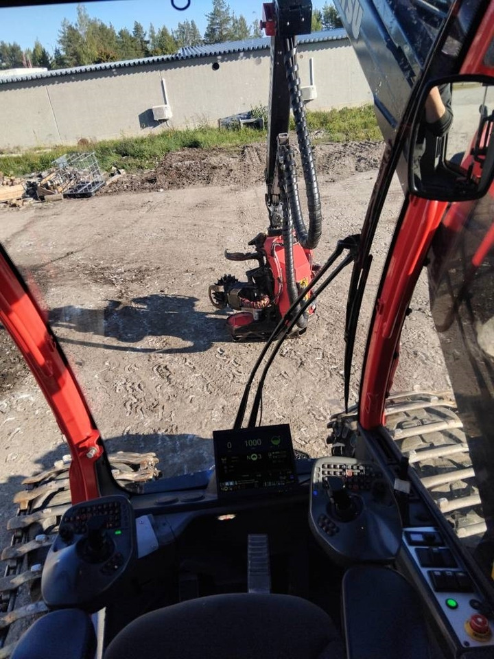 Komatsu 901XC - Forestry harvester: picture 5 Komatsu 901XC - Forestry harvester: picture 5