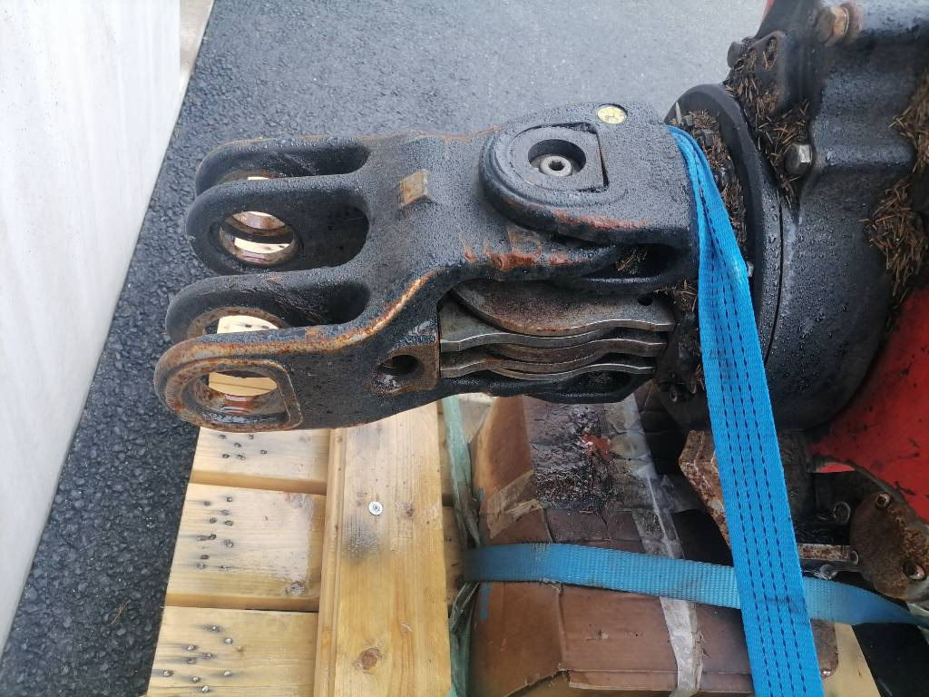 Komatsu C 124 - Forestry harvester: picture 4 Komatsu C 124 - Forestry harvester: picture 4