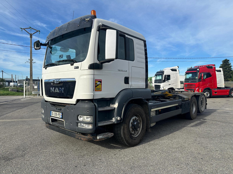 MAN TGS - Hook lift truck: picture 1 MAN TGS - Hook lift truck: picture 1