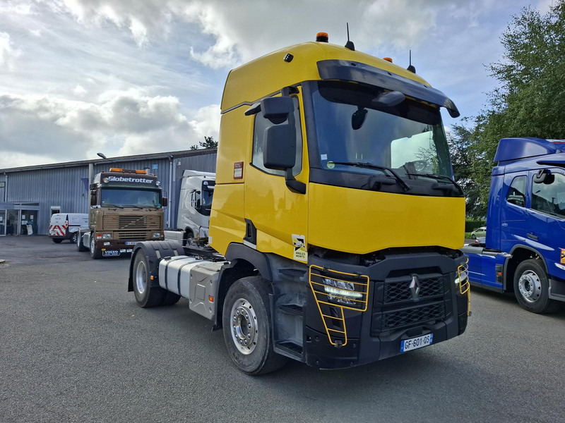 Renault C Cab 2.5 - Tractor unit: picture 2 Renault C Cab 2.5 - Tractor unit: picture 2