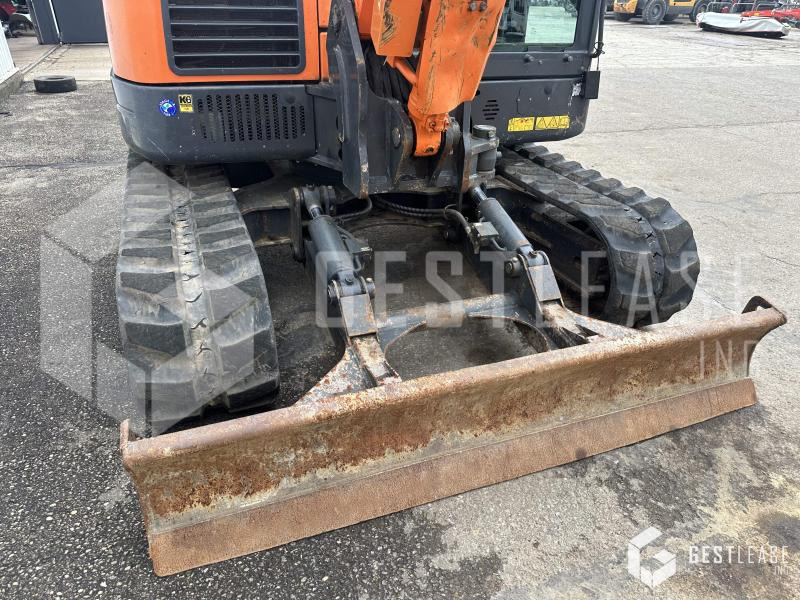 Mini excavator Doosan DX85R-3: picture 6 Mini excavator Doosan DX85R-3: picture 6