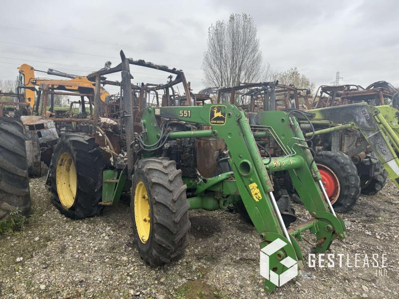 John Deere 5720 - Farm tractor: picture 2 John Deere 5720 - Farm tractor: picture 2