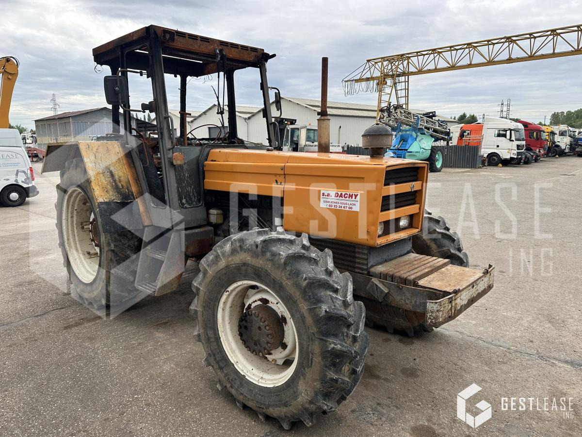 Renault 891-4 - Farm tractor: picture 4 Renault 891-4 - Farm tractor: picture 4