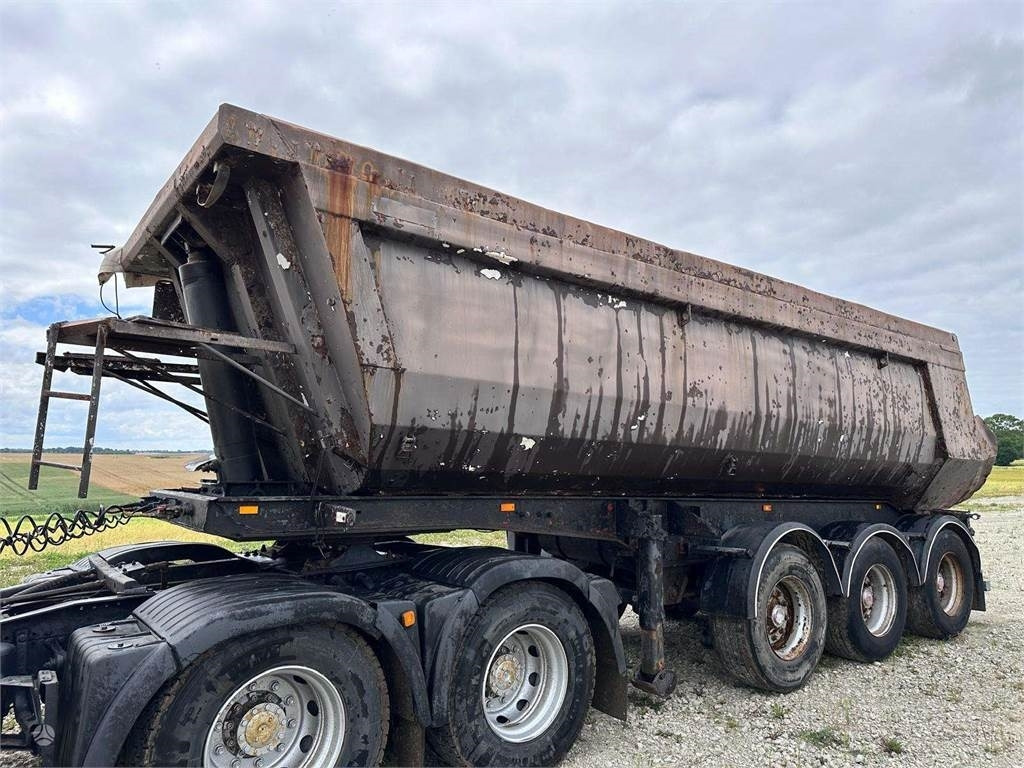 BRENTEX Sk 24 - Tipper trailer: picture 2 BRENTEX Sk 24 - Tipper trailer: picture 2
