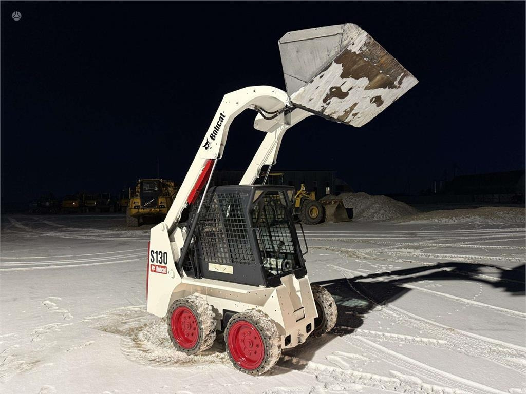 Bobcat S130 - Skid steer loader: picture 1 Bobcat S130 - Skid steer loader: picture 1