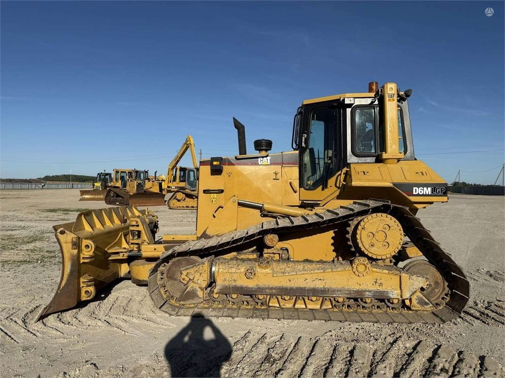 CAT D6M LGP - Bulldozer: picture 5 CAT D6M LGP - Bulldozer: picture 5
