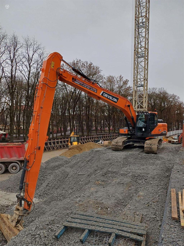 Develon DX 225 LC-7 LONGREACH 16 M - Crawler excavator: picture 1 Develon DX 225 LC-7 LONGREACH 16 M - Crawler excavator: picture 1