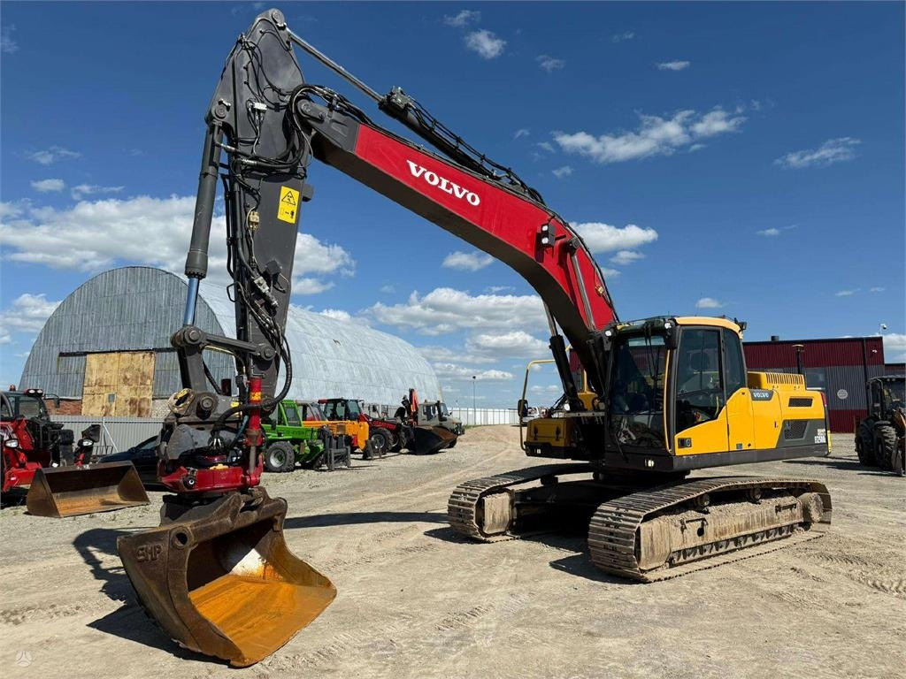 Volvo EC 250 DL 3D LEICA + ROTOTILT - Crawler excavator: picture 3 Volvo EC 250 DL 3D LEICA + ROTOTILT - Crawler excavator: picture 3