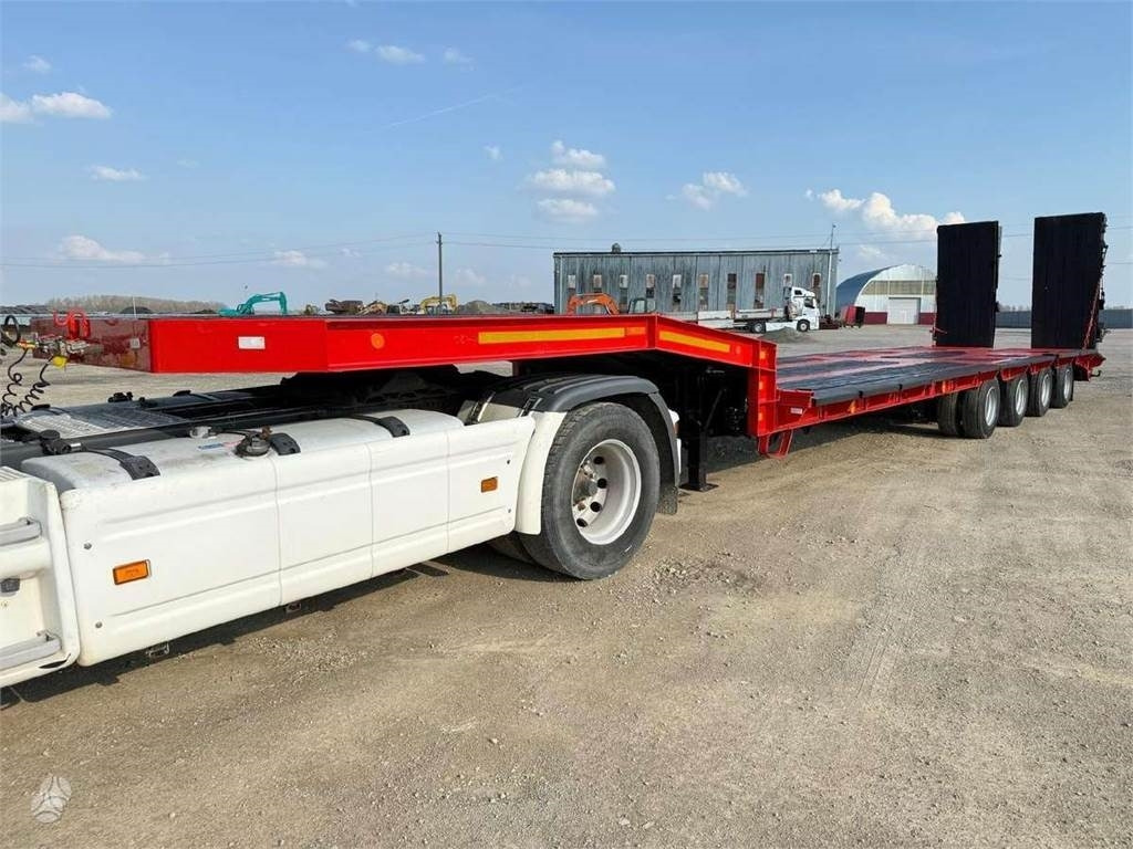 Wielton STN4 - Low loader semi-trailer: picture 3 Wielton STN4 - Low loader semi-trailer: picture 3
