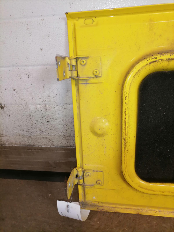 DAF Cab side door 1311495 - Universal part for Truck: picture 3 DAF Cab side door 1311495 - Universal part for Truck: picture 3