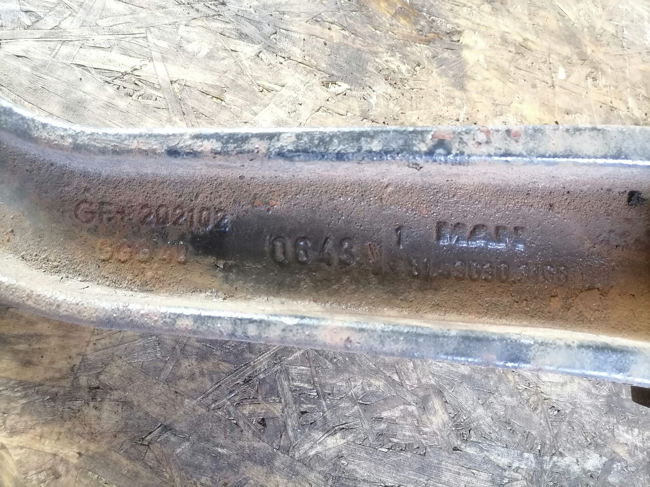 MAN Air suspension bracket 81436303168 - Axle and parts for Truck: picture 3 MAN Air suspension bracket 81436303168 - Axle and parts for Truck: picture 3