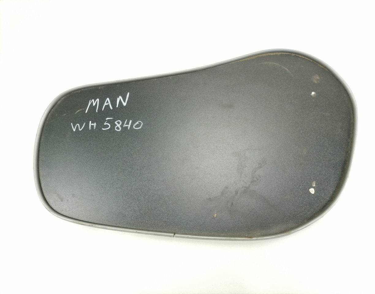 MAN Armatuurlaua pealne lisalaud - Universal part for Truck: picture 3 MAN Armatuurlaua pealne lisalaud - Universal part for Truck: picture 3