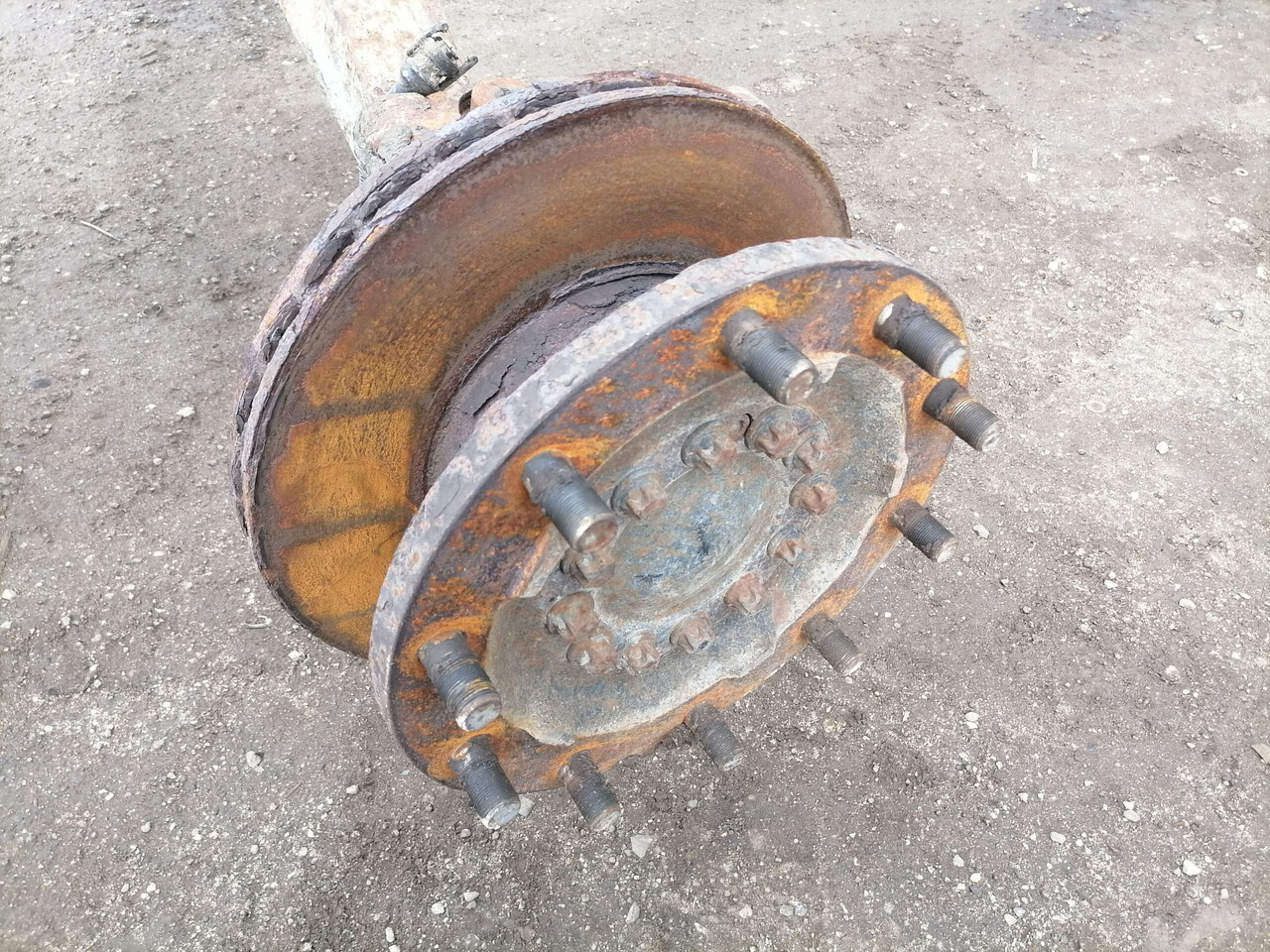 MAN Axel housing 81441013143 - Front axle for Truck: picture 4 MAN Axel housing 81441013143 - Front axle for Truck: picture 4