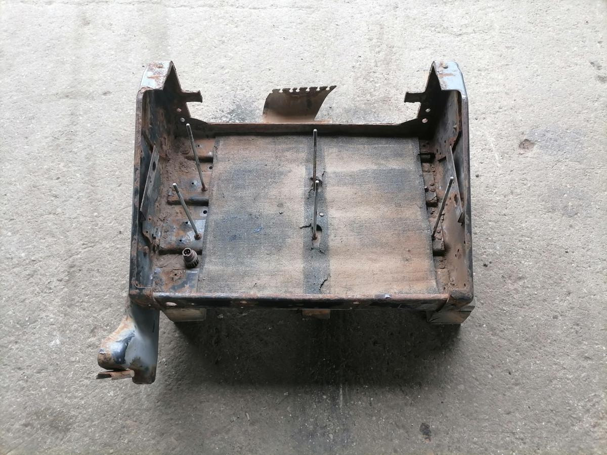 MAN Battery box 81418605363 - Battery for Truck: picture 1 MAN Battery box 81418605363 - Battery for Truck: picture 1