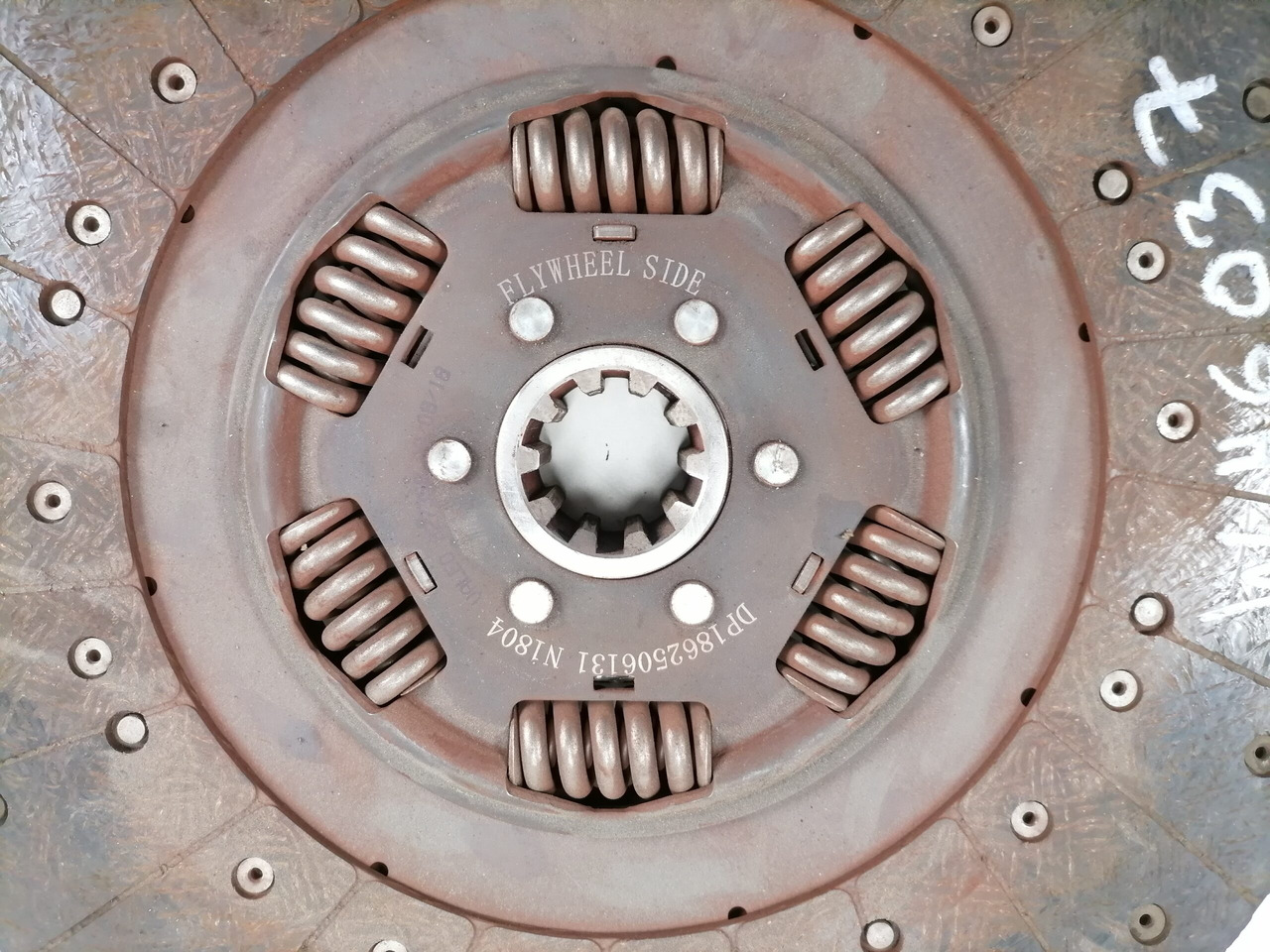 MAN Clutch disc 1862506131 - Clutch disc for Truck: picture 3 MAN Clutch disc 1862506131 - Clutch disc for Truck: picture 3