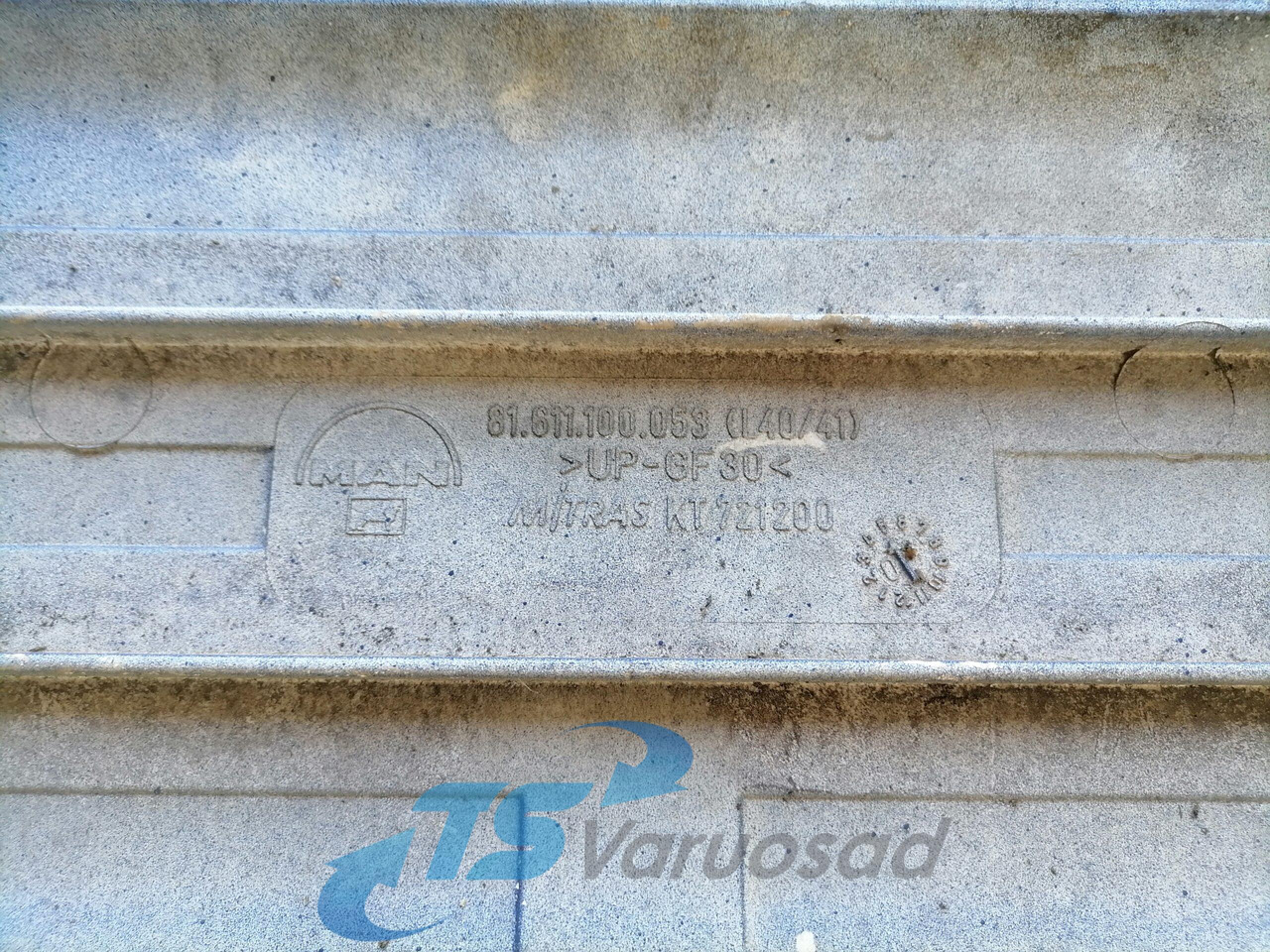 MAN Grille panel 81611100053 - Grill for Truck: picture 4 MAN Grille panel 81611100053 - Grill for Truck: picture 4