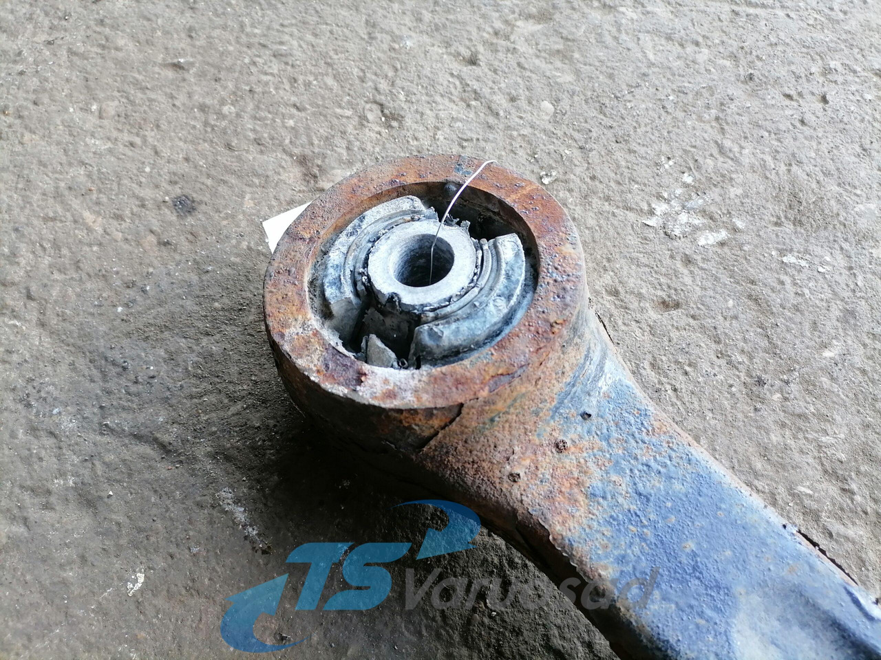 MAN Torque rod 81432203044 - Axle and parts for Truck: picture 4 MAN Torque rod 81432203044 - Axle and parts for Truck: picture 4