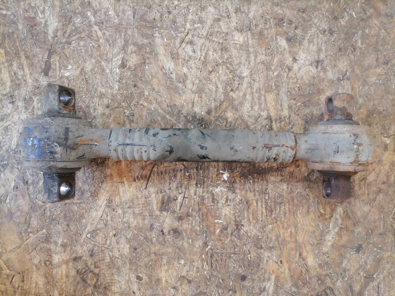 MAN Torque rod 81432206236 - Axle and parts for Truck: picture 5 MAN Torque rod 81432206236 - Axle and parts for Truck: picture 5