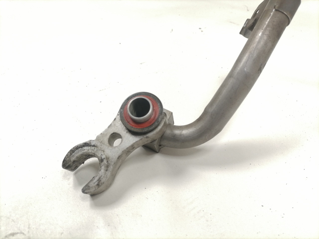 Mercedes-Benz A/C pipe A9608307517 - Heating/ Ventilation for Truck: picture 2 Mercedes-Benz A/C pipe A9608307517 - Heating/ Ventilation for Truck: picture 2