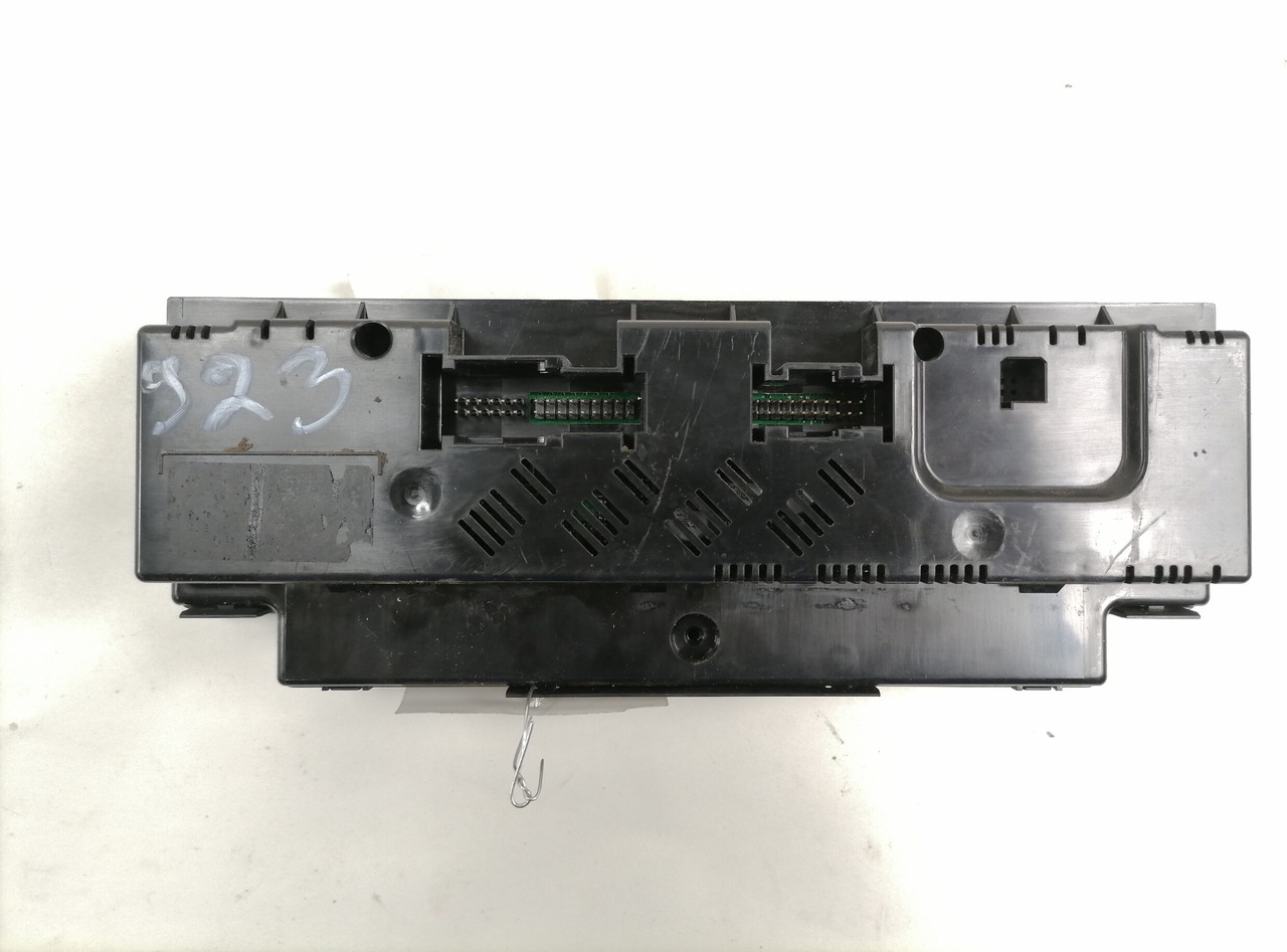 Mercedes-Benz Ecu, CCM A9604466128 - Heating/ Ventilation for Truck: picture 2 Mercedes-Benz Ecu, CCM A9604466128 - Heating/ Ventilation for Truck: picture 2