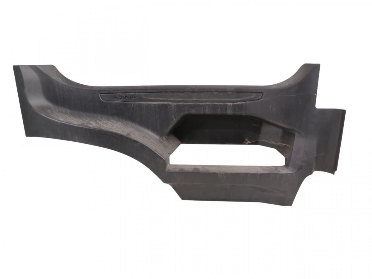 Scania Astmelaua plastik 2418450 - Footstep for Truck: picture 1 Scania Astmelaua plastik 2418450 - Footstep for Truck: picture 1