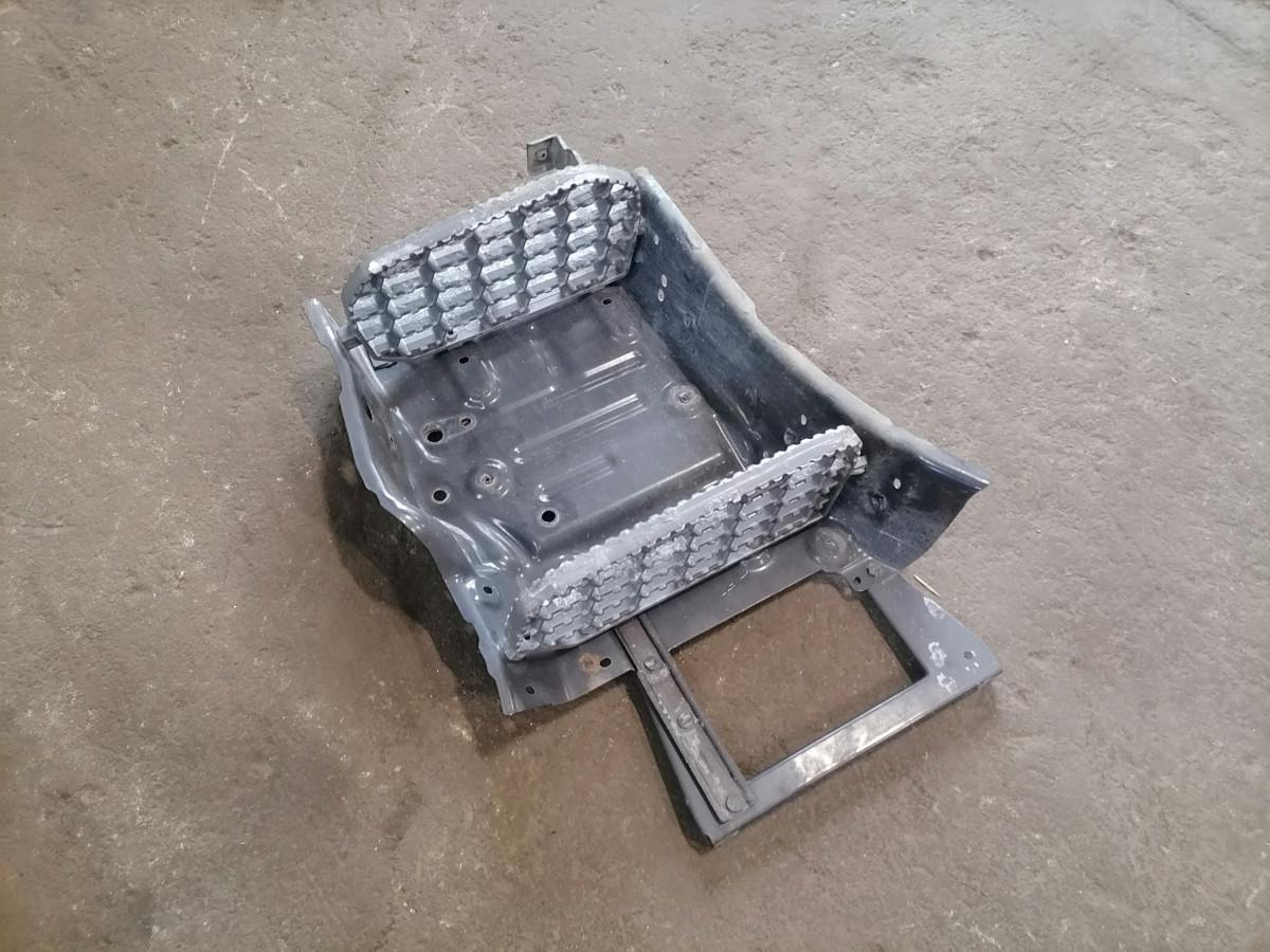 Scania Astmelaua u-plekk, parem 2553995 - Footstep for Truck: picture 4 Scania Astmelaua u-plekk, parem 2553995 - Footstep for Truck: picture 4