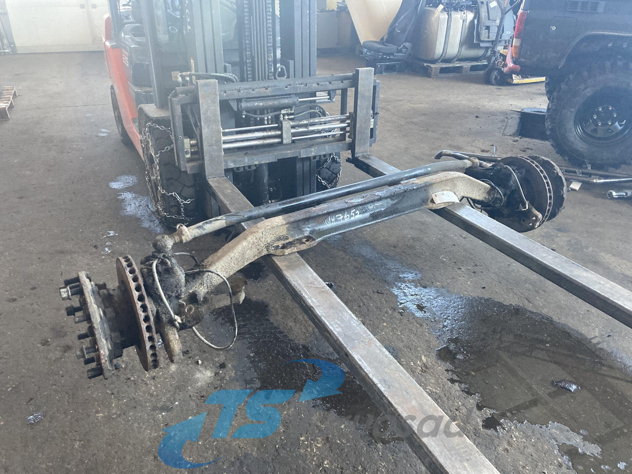 Scania Axel housing 1394399 - Front axle for Truck: picture 1 Scania Axel housing 1394399 - Front axle for Truck: picture 1