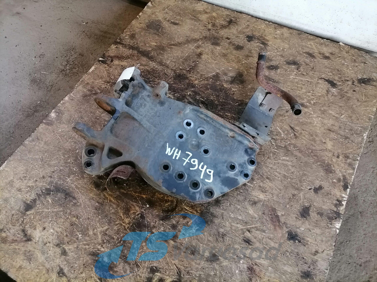 Scania Bracket 1846827 - Frame/ Chassis for Truck: picture 1 Scania Bracket 1846827 - Frame/ Chassis for Truck: picture 1