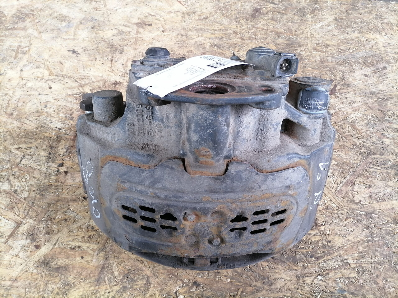 Scania Brake caliper 1946307 - Brake parts for Truck: picture 2 Scania Brake caliper 1946307 - Brake parts for Truck: picture 2