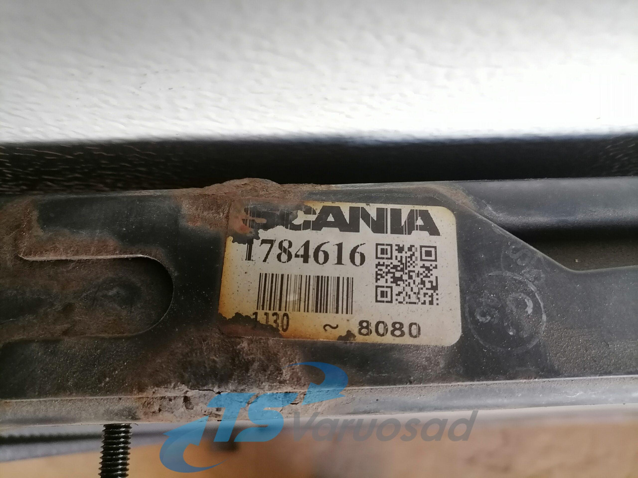 Scania Cooling radiator 1784616 - Radiator for Truck: picture 3 Scania Cooling radiator 1784616 - Radiator for Truck: picture 3