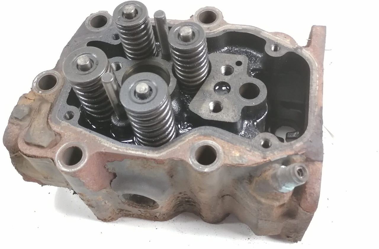 Scania Cylinder head, HPI 1804716 - Motorhead for Truck: picture 1 Scania Cylinder head, HPI 1804716 - Motorhead for Truck: picture 1