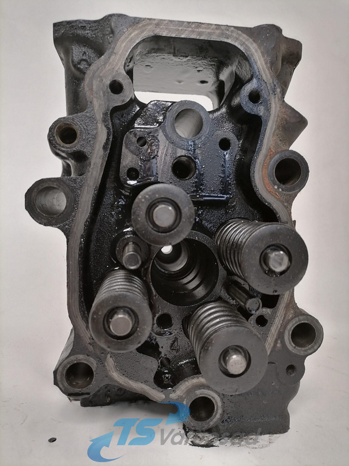 Scania Cylinder head, XPI 1921303 - Motorhead for Truck: picture 1 Scania Cylinder head, XPI 1921303 - Motorhead for Truck: picture 1