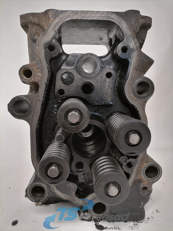 Scania Cylinder head, XPI 1921303 - Motorhead for Truck: picture 1 Scania Cylinder head, XPI 1921303 - Motorhead for Truck: picture 1