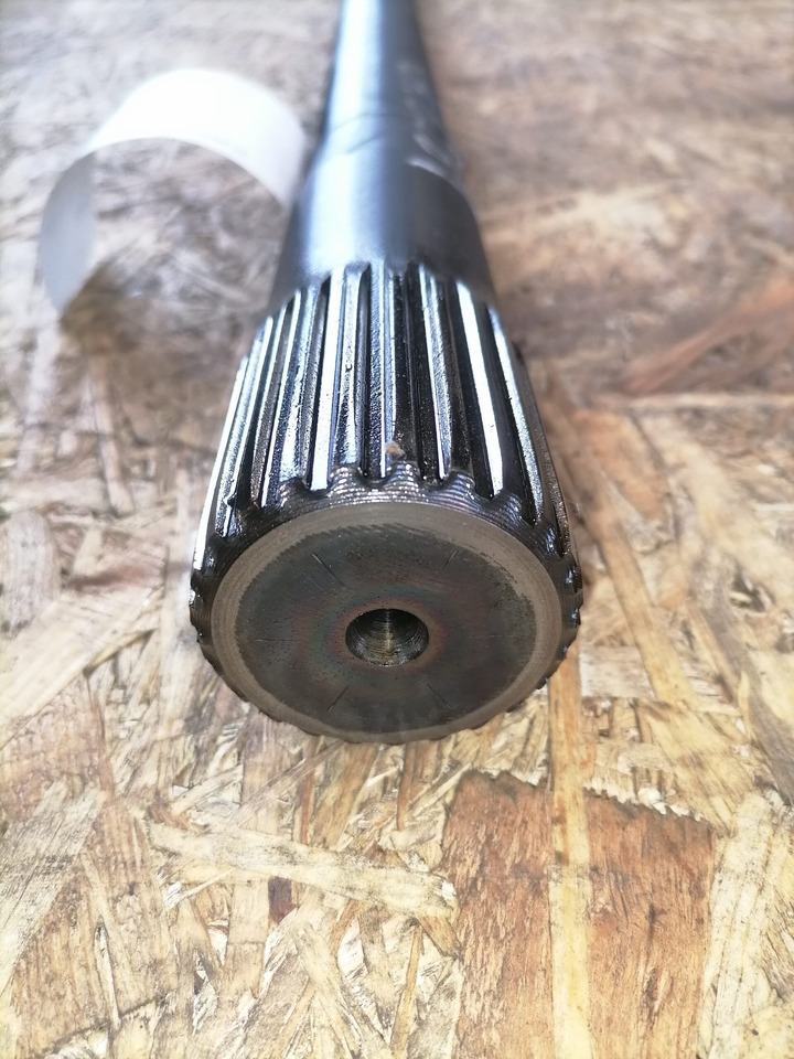 Scania Drive shaft 1368178 - Drive shaft for Truck: picture 3 Scania Drive shaft 1368178 - Drive shaft for Truck: picture 3
