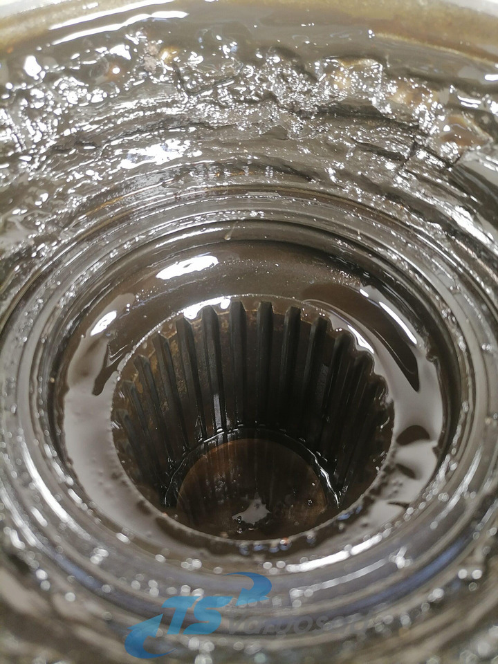 Scania Drive shaft cover 1539231 - Drive shaft for Truck: picture 3 Scania Drive shaft cover 1539231 - Drive shaft for Truck: picture 3