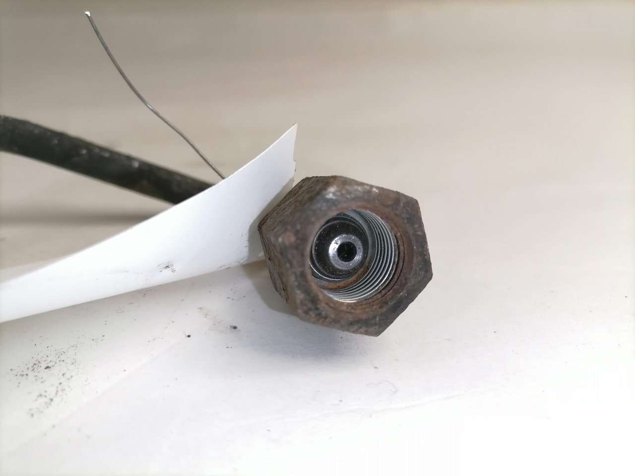 Scania Fuel pipe 1743982 - Fuel processing/ Fuel delivery for Truck: picture 3 Scania Fuel pipe 1743982 - Fuel processing/ Fuel delivery for Truck: picture 3