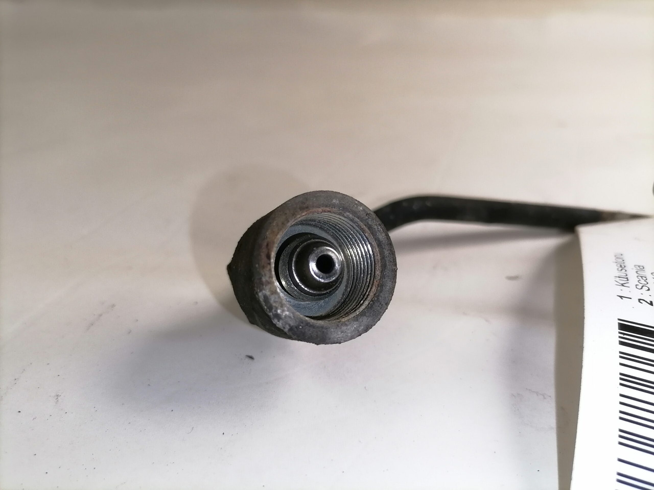 Scania Fuel pipe 1862547 - Fuel processing/ Fuel delivery for Truck: picture 3 Scania Fuel pipe 1862547 - Fuel processing/ Fuel delivery for Truck: picture 3