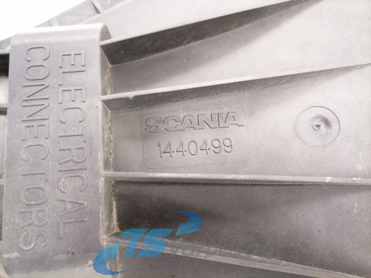 Scania Kabiini juhtmestiku harukarp 1440499 - Fuse for Truck: picture 3 Scania Kabiini juhtmestiku harukarp 1440499 - Fuse for Truck: picture 3