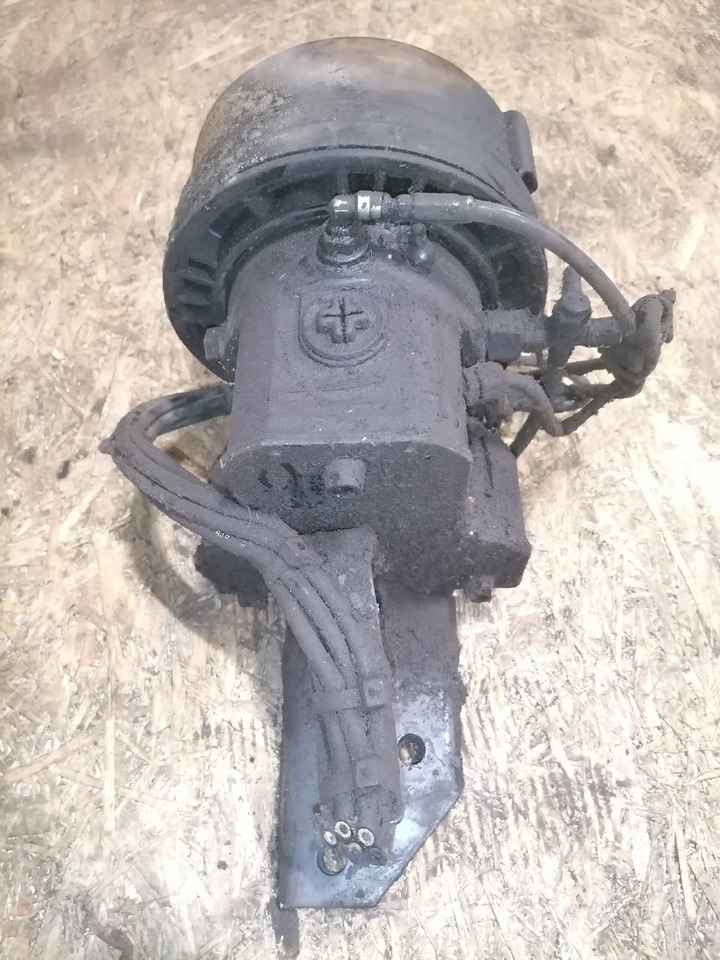 Scania Keskmäärde pump 1752505 - Universal part for Truck: picture 5 Scania Keskmäärde pump 1752505 - Universal part for Truck: picture 5