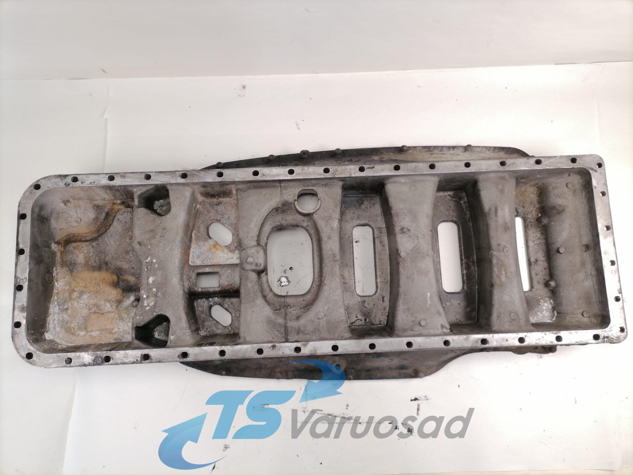 Scania Ladder frame 1762258 - Oil pan for Truck: picture 5 Scania Ladder frame 1762258 - Oil pan for Truck: picture 5