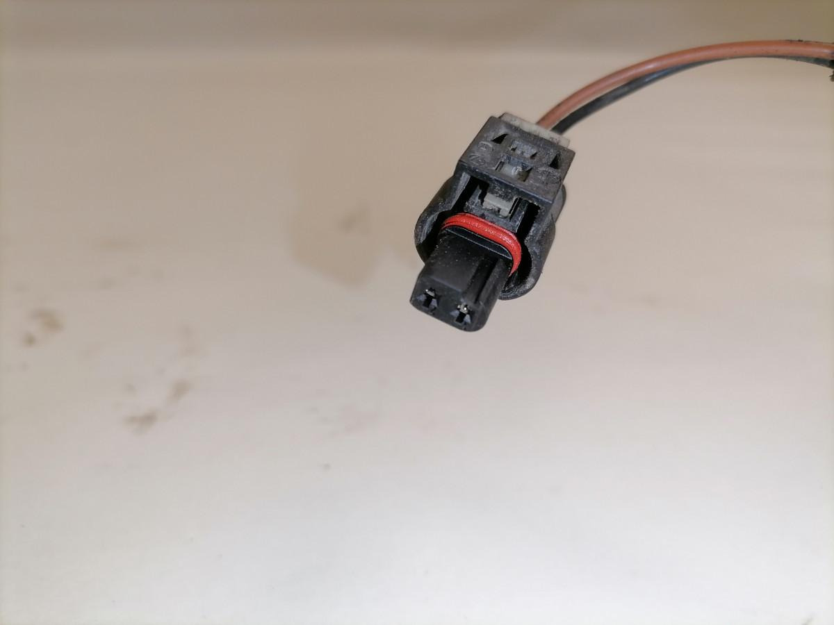 Scania Lisasoojendi jahutusvedeliku pump 9035367B - Heating/ Ventilation for Truck: picture 3 Scania Lisasoojendi jahutusvedeliku pump 9035367B - Heating/ Ventilation for Truck: picture 3