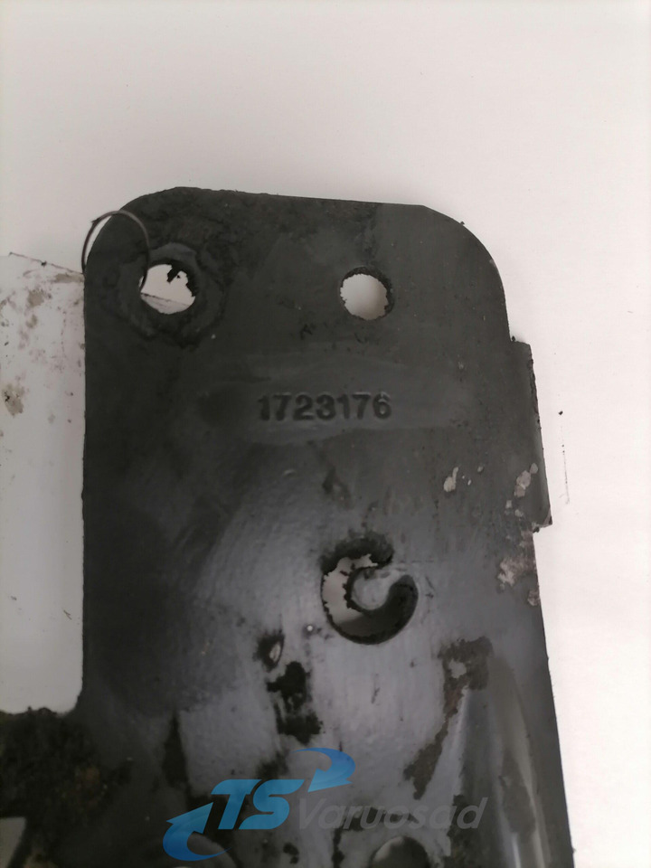Scania Mudguard bracket 1723176 - Universal part for Truck: picture 2 Scania Mudguard bracket 1723176 - Universal part for Truck: picture 2