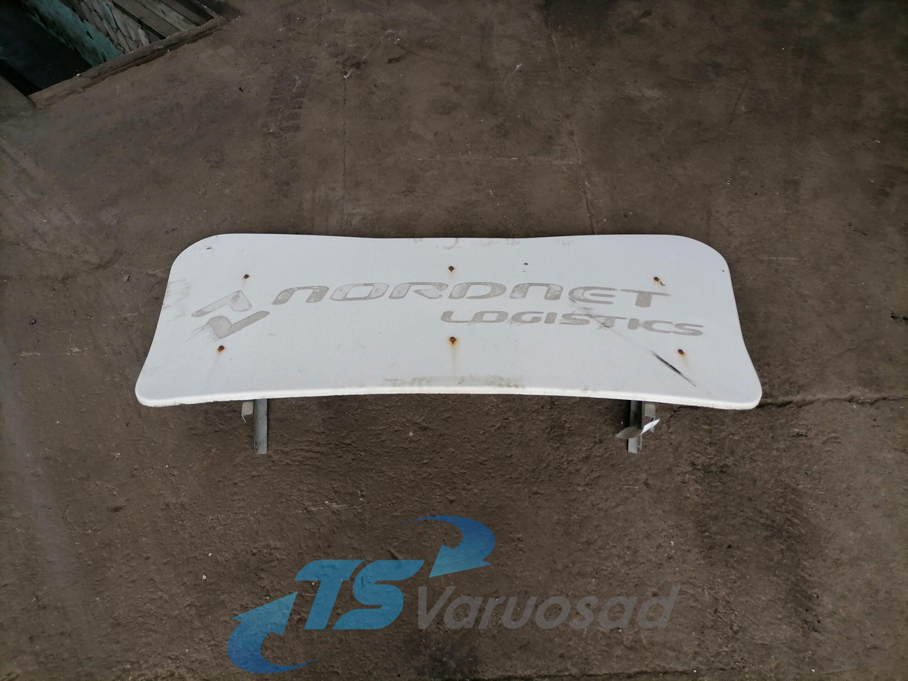 Scania Scania cab wind deflector, roof 12345678 - Aerodynamics/ Spoiler for Truck: picture 1 Scania Scania cab wind deflector, roof 12345678 - Aerodynamics/ Spoiler for Truck: picture 1