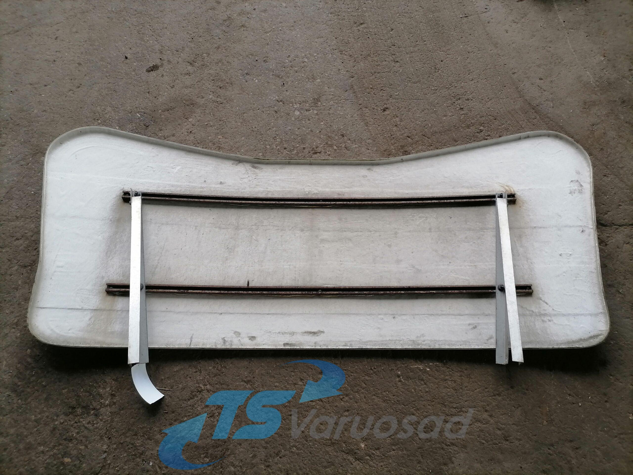 Scania Scania cab wind deflector, roof 12345678 - Aerodynamics/ Spoiler for Truck: picture 2 Scania Scania cab wind deflector, roof 12345678 - Aerodynamics/ Spoiler for Truck: picture 2