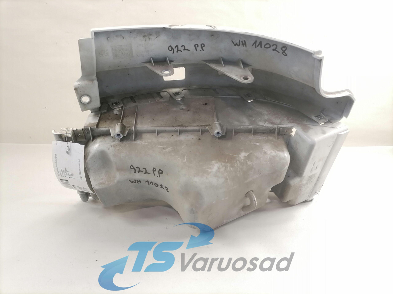 Scania Scania esitule korpus, parem 1438564 - Lights/ Lighting for Truck: picture 3 Scania Scania esitule korpus, parem 1438564 - Lights/ Lighting for Truck: picture 3