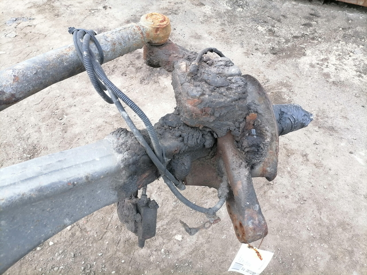 Scania Steering knuckle 1895937 - Axle and parts for Truck: picture 3 Scania Steering knuckle 1895937 - Axle and parts for Truck: picture 3