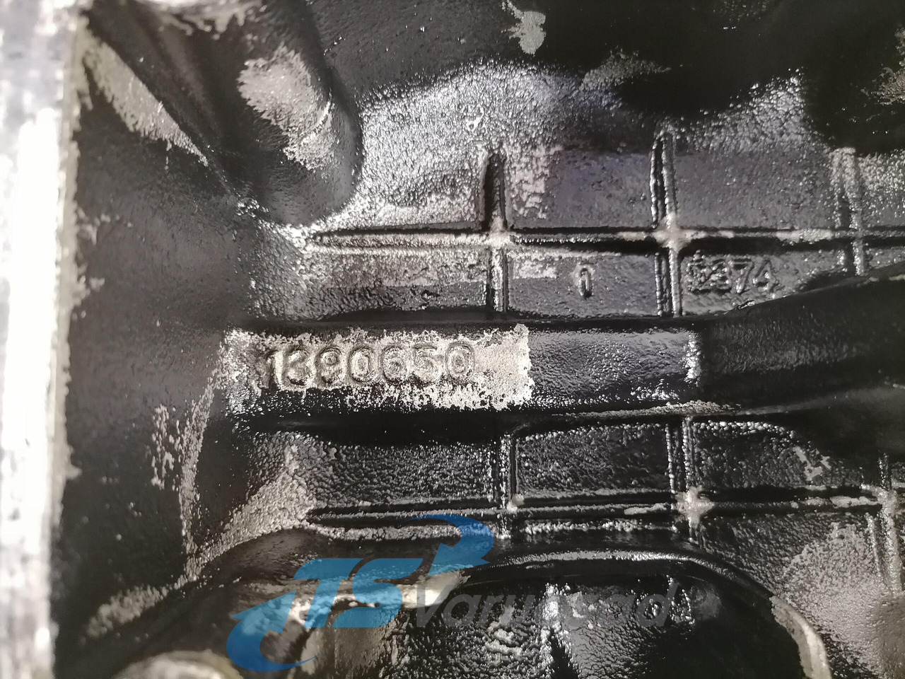 Scania Valve cover 1390650 - Motorhead for Truck: picture 3 Scania Valve cover 1390650 - Motorhead for Truck: picture 3