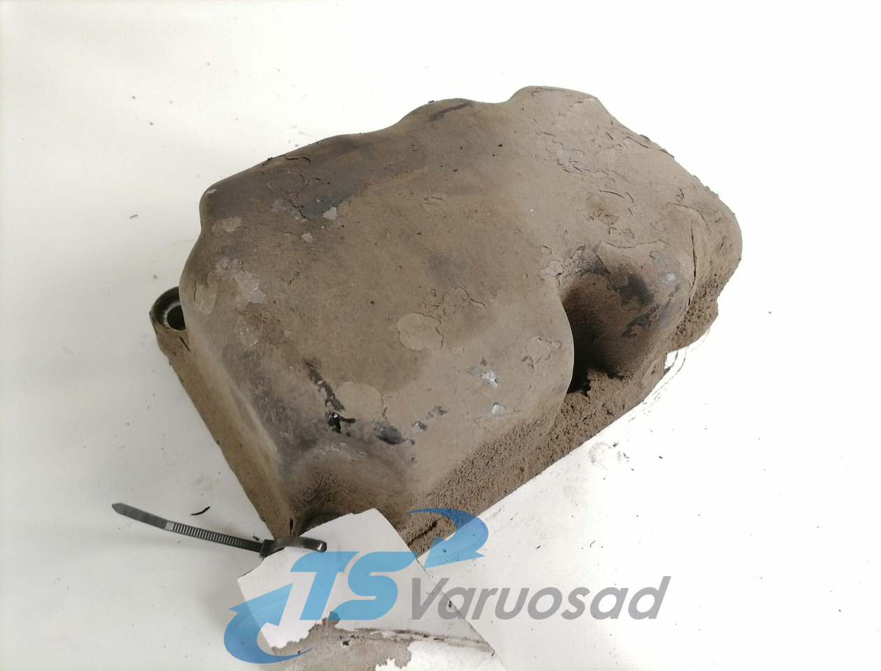 Scania Valve cover 1398884 - Motorhead for Truck: picture 1 Scania Valve cover 1398884 - Motorhead for Truck: picture 1