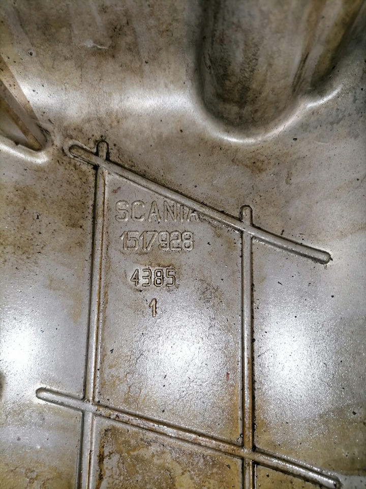 Scania Valve cover 1517928 - Motorhead for Truck: picture 4 Scania Valve cover 1517928 - Motorhead for Truck: picture 4